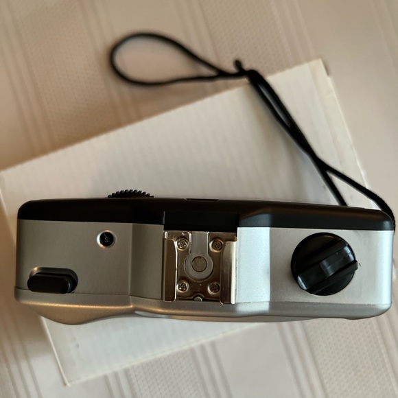 Nippon, NWOT…35mm Focus Free Camera! - Picture 2 of 4